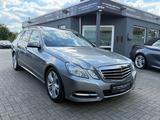 Mercedes-Benz E220 CDI T-Modell Aut. BlueEfficiency Avantgarde - Mercedes-Benz E 220: Cdi T Modell