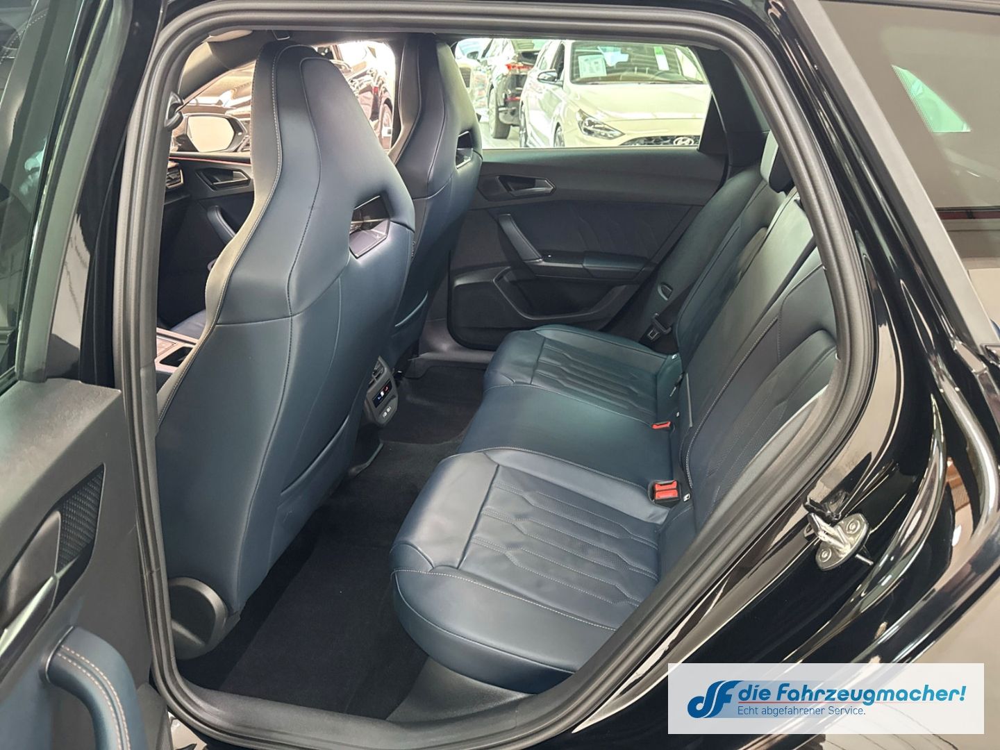 Fahrzeugabbildung CUPRA Leon Sportstourer VZ AD Navi Leder Digitales Coc