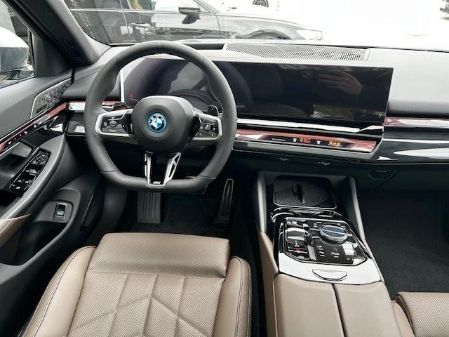 BMW 530e xDrive Touring/Pano/Bower/Assist/*UVP 93k