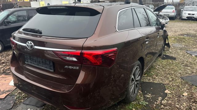 Toyota Avensis Touring Sports Business Edition