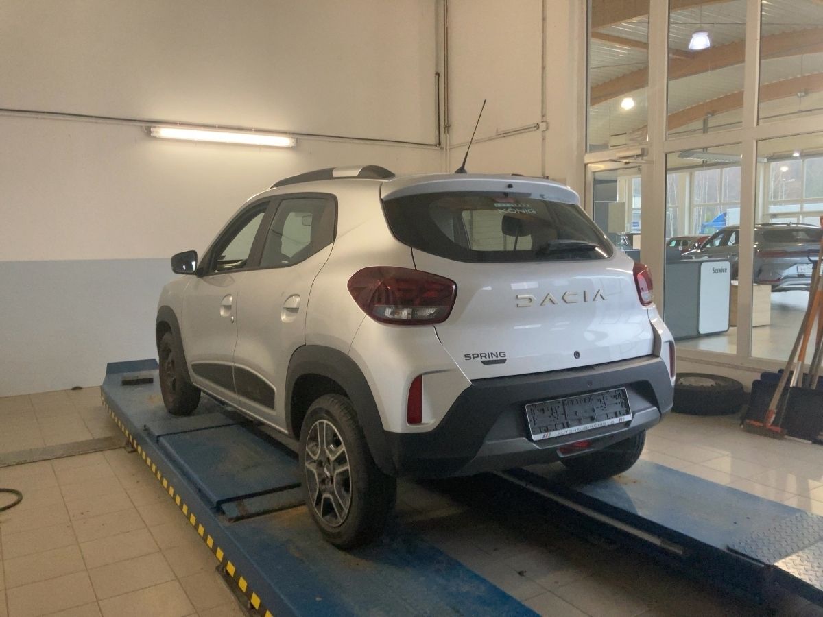 Dacia Spring - Bild 8