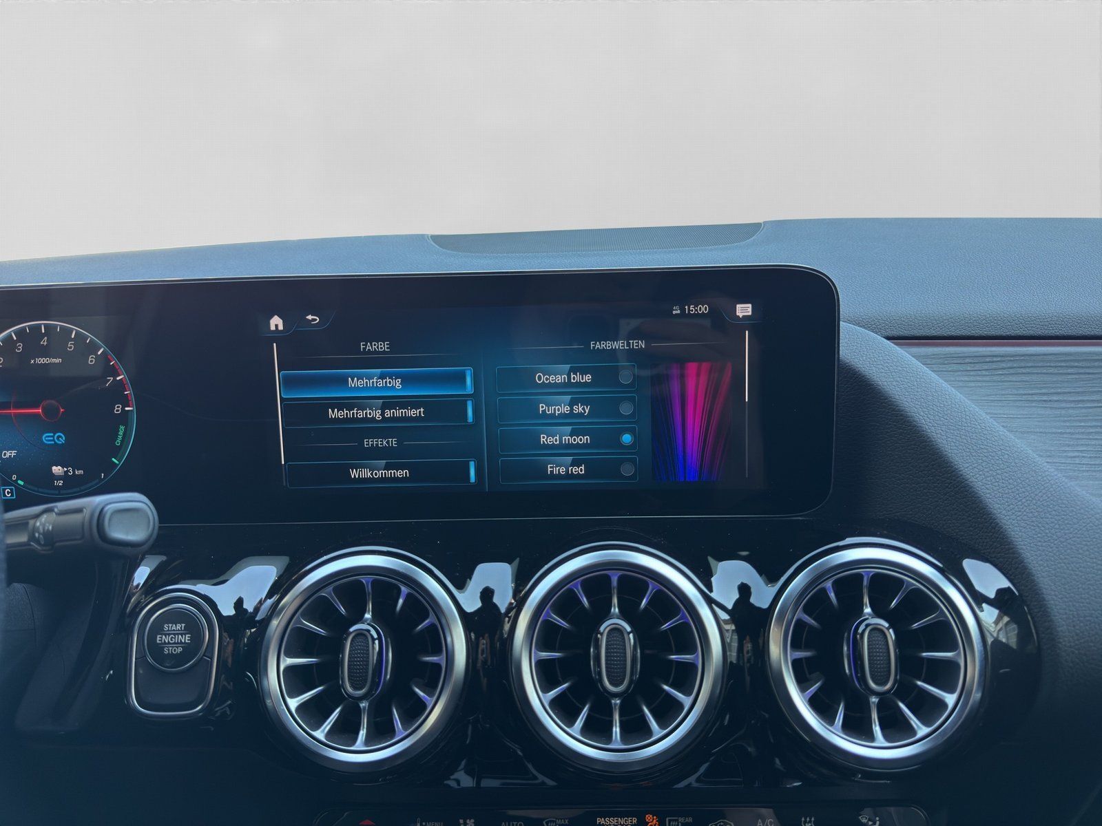 Fahrzeugabbildung Mercedes-Benz GLA 250 e AMG Night Multibeam Burmester KeyGO