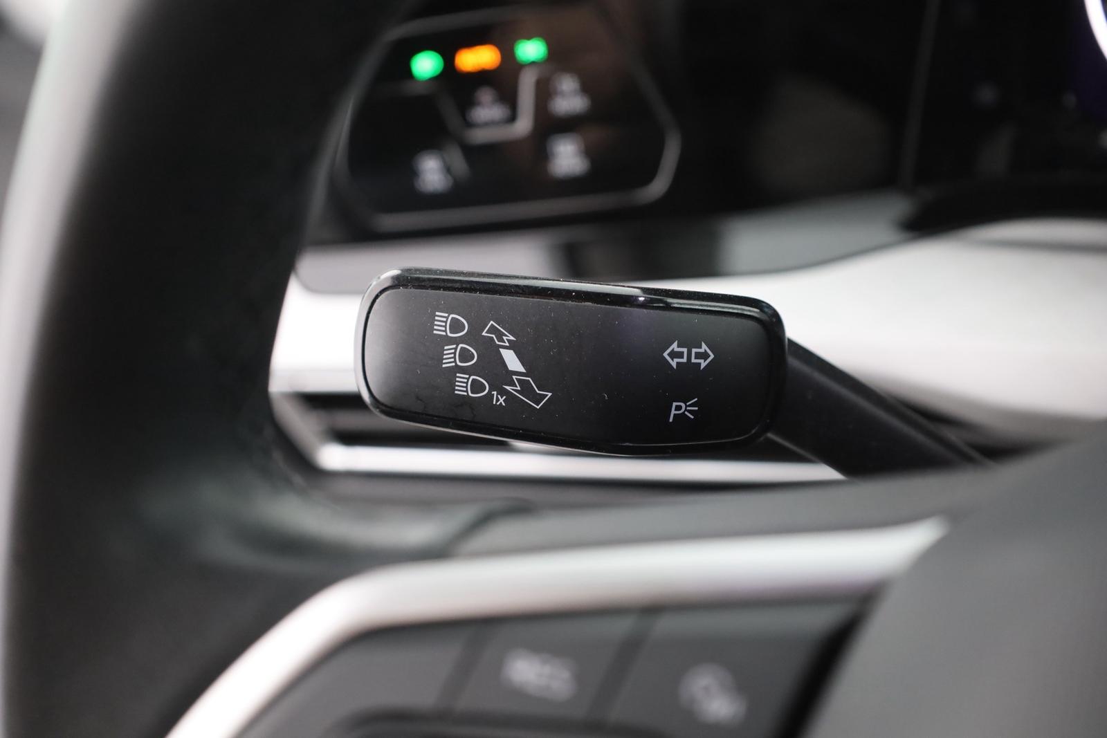 Volkswagen Golf VIII Variant 1.0 TSI Life LED Navi Kamera, миниатюра 18