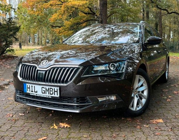 Skoda Superb Combi Style 4x4