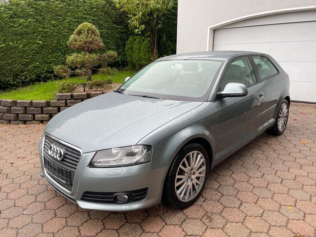 Audi A3 1.6 Ambition,AHK,8xALU,SCHECKHEFT