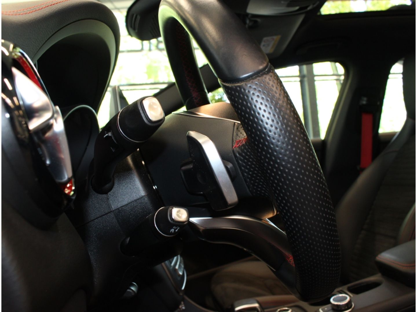 Fahrzeugabbildung Mercedes-Benz CLA 45 AMG Shooting Brake 4Matic 2.Hand*LED*TOP