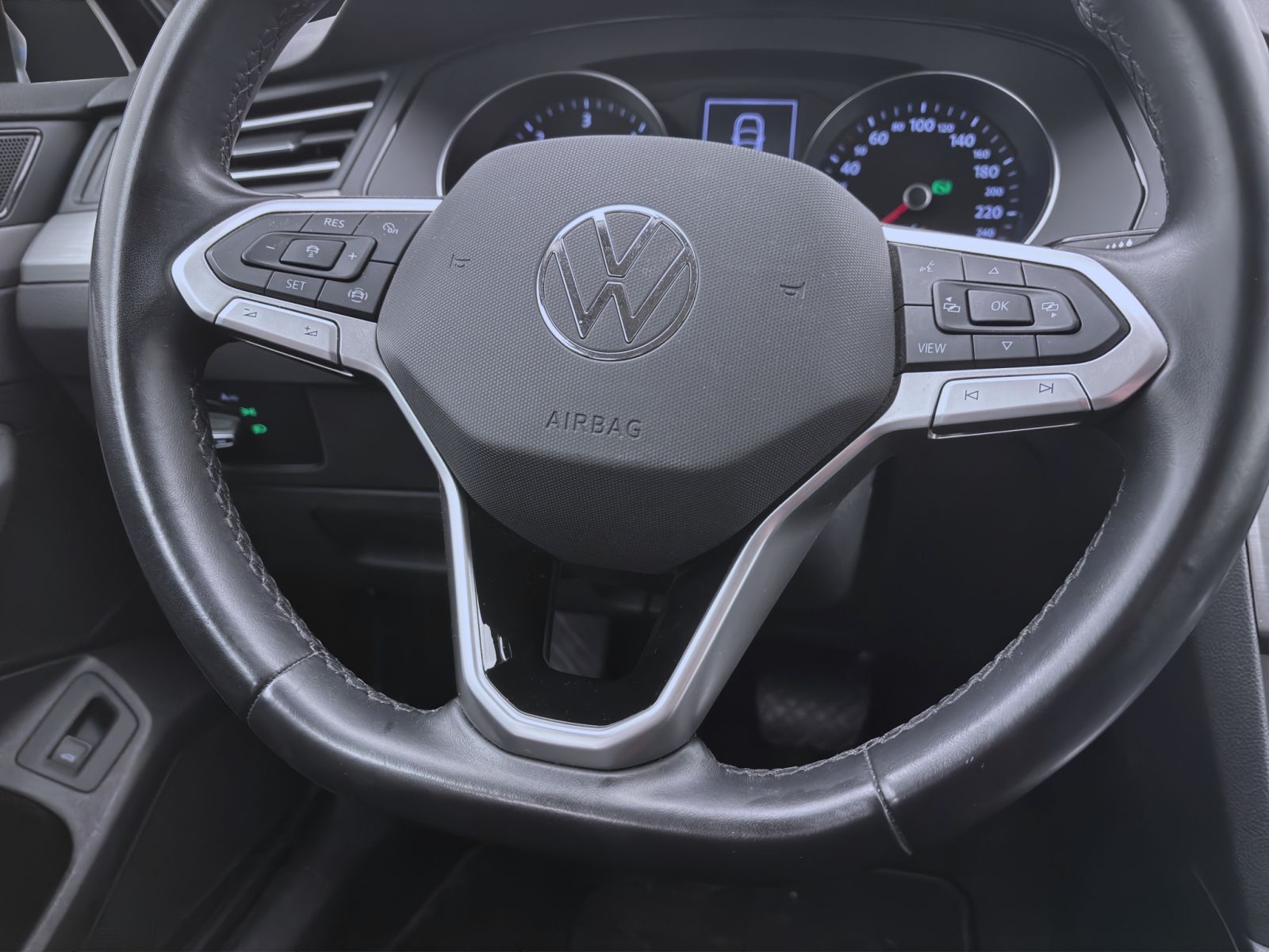 Volkswagen Passat Variant - Bild 12