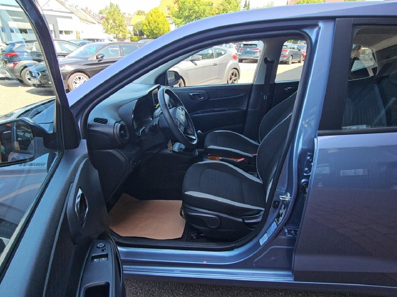 Fahrzeugabbildung Hyundai i10 Trend SHZ Spurhalteass. *