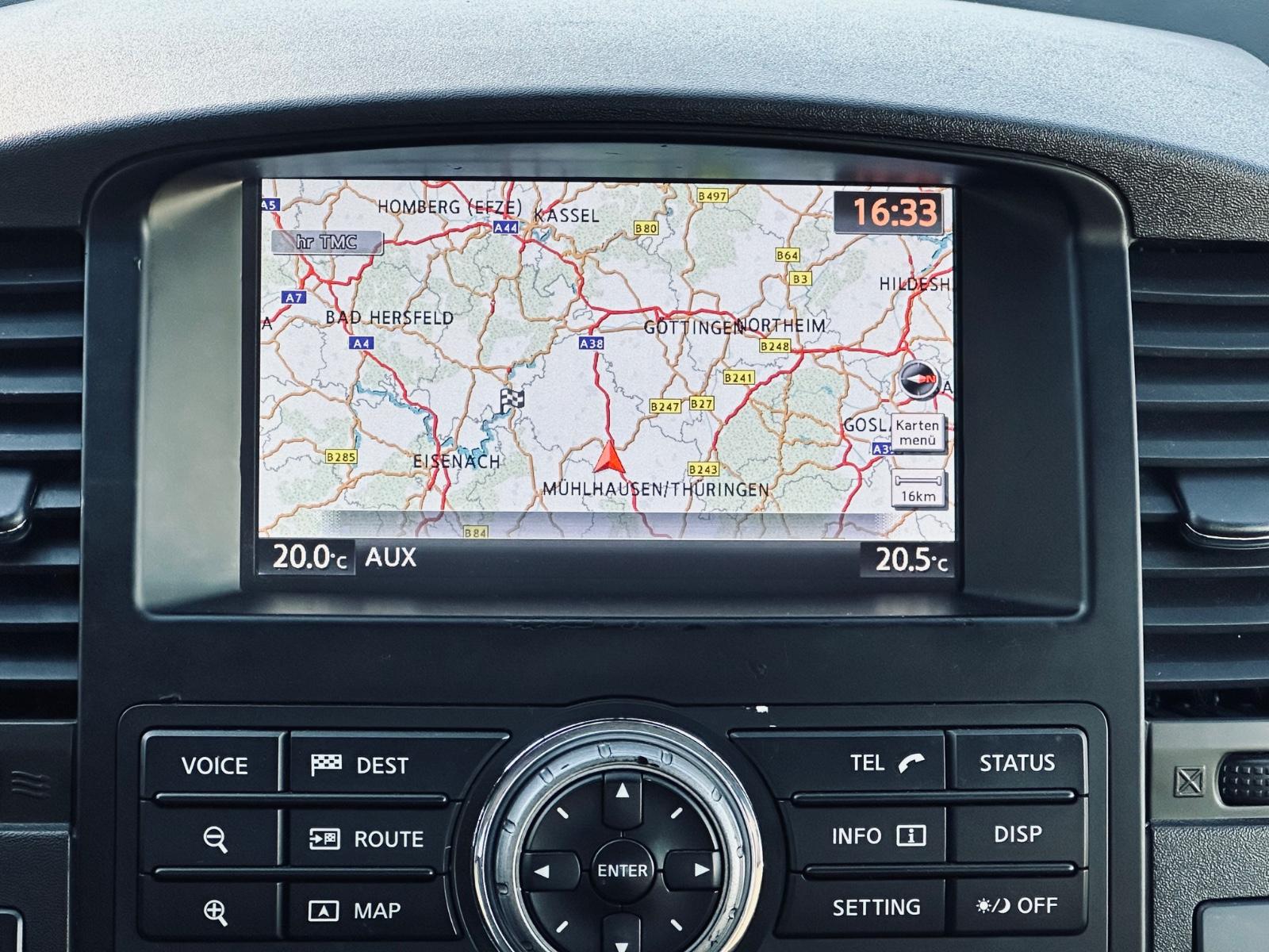 Nissan Navara King Cab 190CH | 4x4 | GPS | Caméra | Attelage
