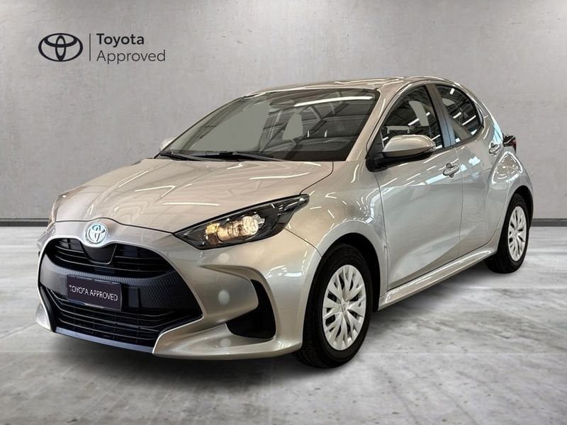 Toyota Yaris - 1