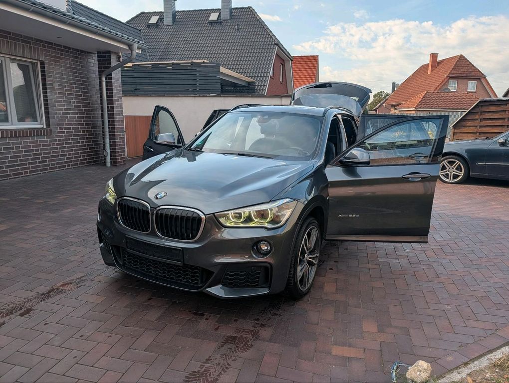 Image of BMW X1