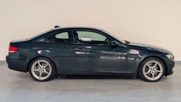 BMW 325 - 8