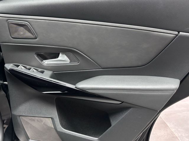 DS Automobiles DS7*Crossback*E-Tense*4×4*Louvre*Pano*Massage*