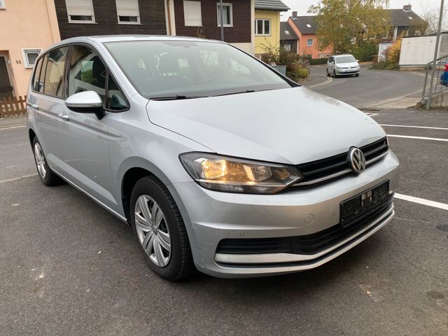 Volkswagen Touran/7Sitze/Navi/Tempomat