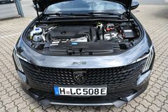 PEUGEOT 508 SW Hybrid 225 LEDER NAVI AHK LED Cam CarPlay PEUGEOT 508 SW Hybrid 225 LEDER NAVI AHK LED Cam CarPlay
