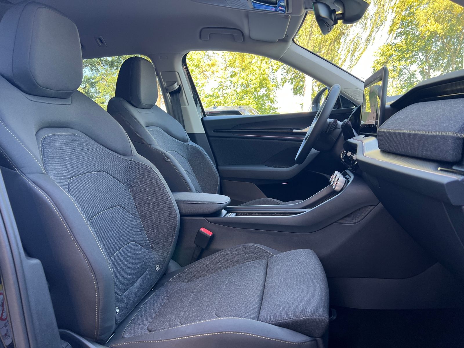 Fahrzeugabbildung SKODA Kodiaq Selection 2.0 TDI DSG *LED,AHK,Navi,Winte