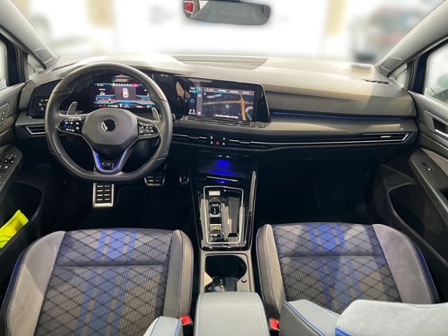 Fahrzeugabbildung Volkswagen Golf Variant VIII R 2.0 TSI DSG 4Motion IQ.DRIVE