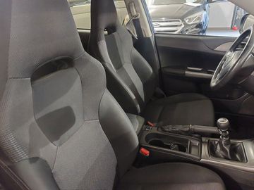 Subaru Impreza - 8