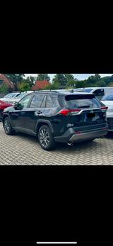 Toyota RAV 4 2.5 Hybrid Business Edition - Toyota RAV 4: Edition