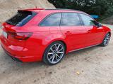 Audi A4 2.0 TFSI quattro design Avant design - Audi A4: Rot, Leder