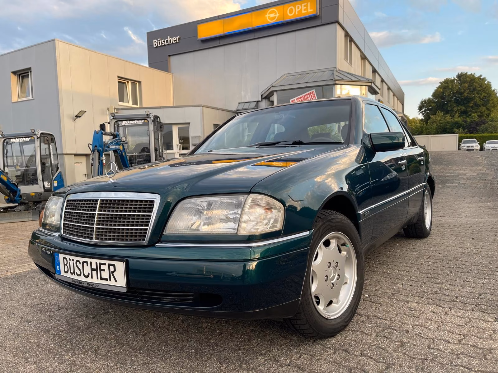 Mercedes-Benz C 180 *TÜV NEU, Inspektion 06/2026 NEU*