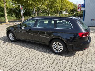 Volkswagen Passat Variant - 10