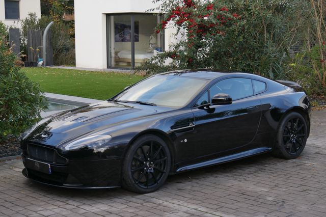 Aston Martin V12 Vantage S