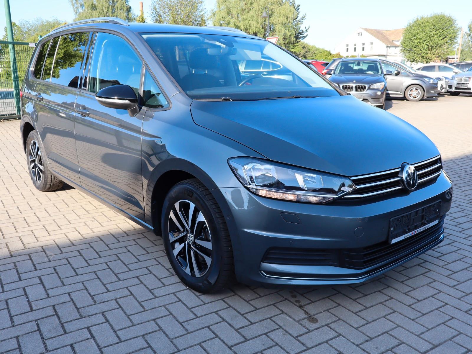 Volkswagen Touran 1.5, 7 Sitze, el. Heckklappe