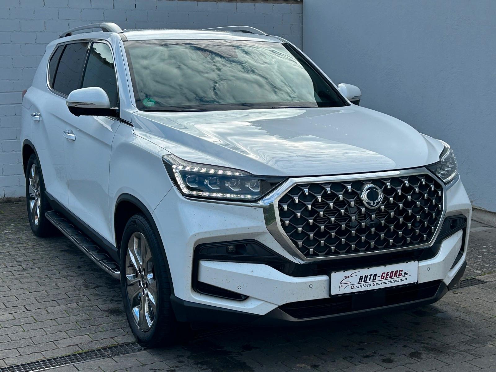 Ssangyong REXTON 2.2 Diesel Sapphire 4WD*7-SITZE*ATM*