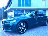 Volvo V60 R Design 2,0 Ltr AWD Navi LED Leder Kam. AHK - Volvo V60: Awd R Design