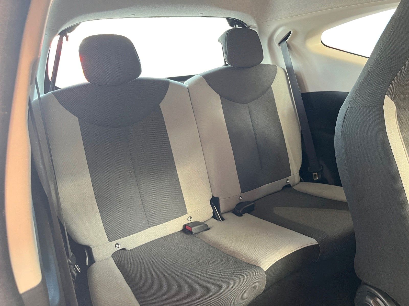 Fahrzeugabbildung Toyota Aygo AYGO x-play Team D