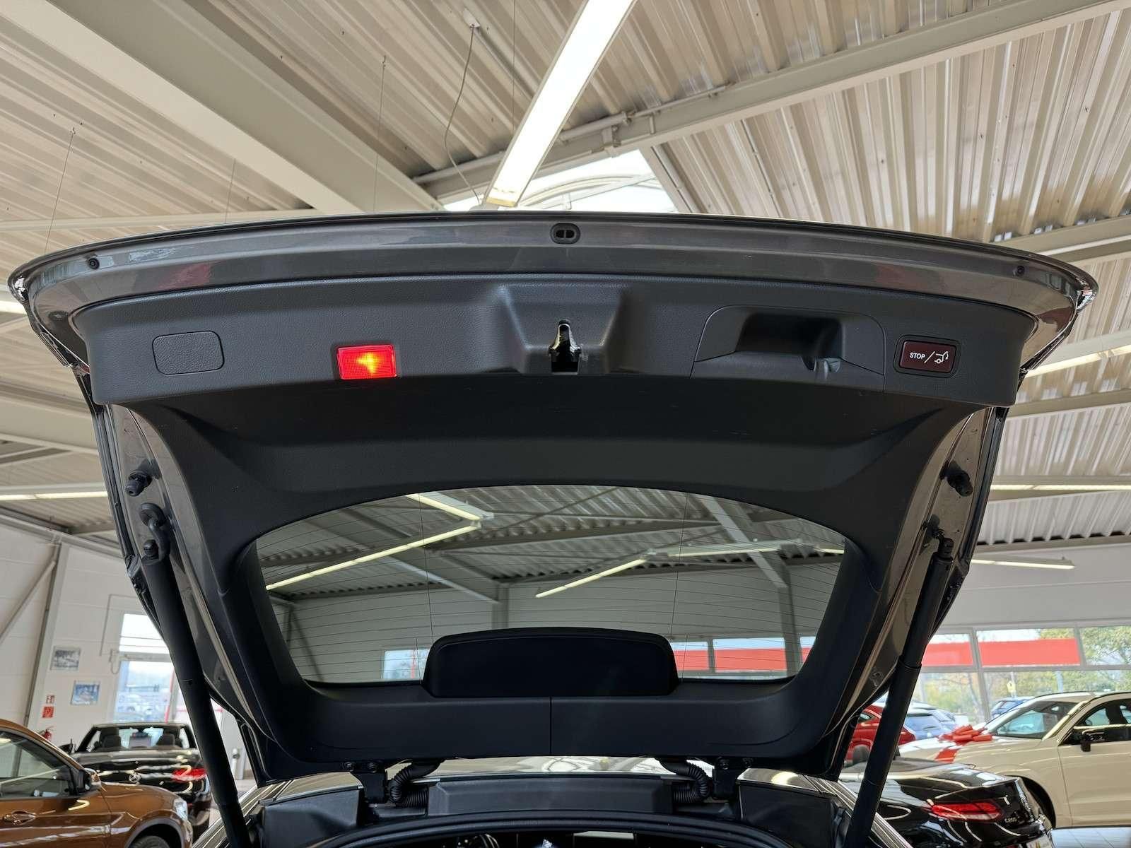 Fahrzeugabbildung Mercedes-Benz GLC 250 Coupe AMG/LED/Distronic/S-Dach/Memo/3...