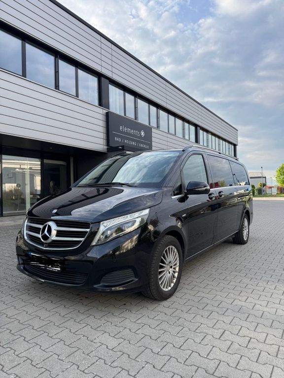 Image of Mercedes-Benz V 220