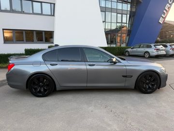 BMW 730 - 3