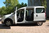 Dacia Dokker 1,3 TCe 130PS Stepway Navi,Kamera,59900Km - Dacia Dokker Gebrauchtwagen in Berlin