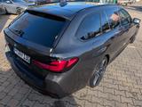 BMW 540 d xDrive M Sport 360* Keyless HUD SH 20 Zoll - BMW 540 mit Diesel-Antrieb: Kombi