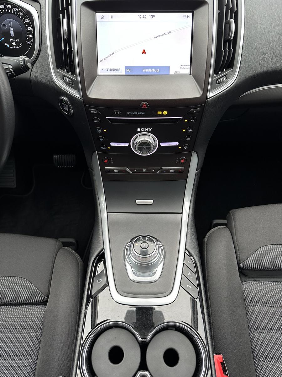 Ford Galaxy 2.0 EB Aut. Titanium NAV+LED+PANORAMA+AHK