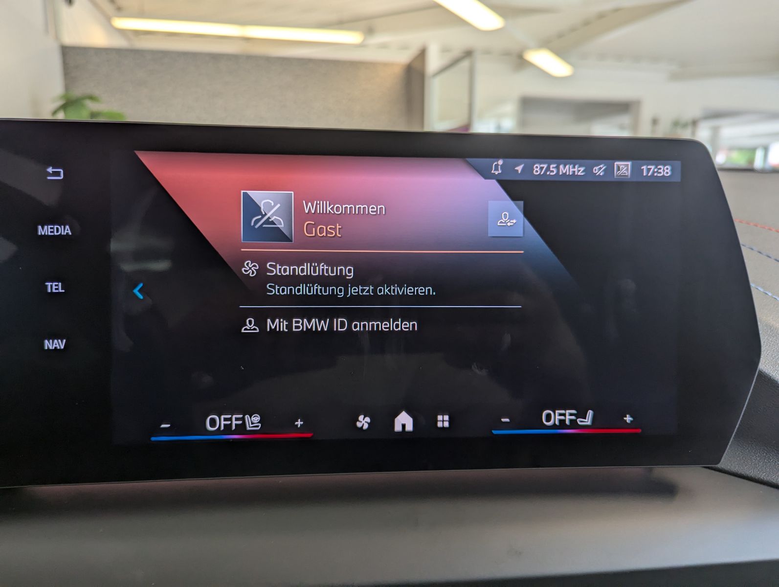 BMW 120 d M-Sport Pano HUD AHK Assist-Plus - Image 33