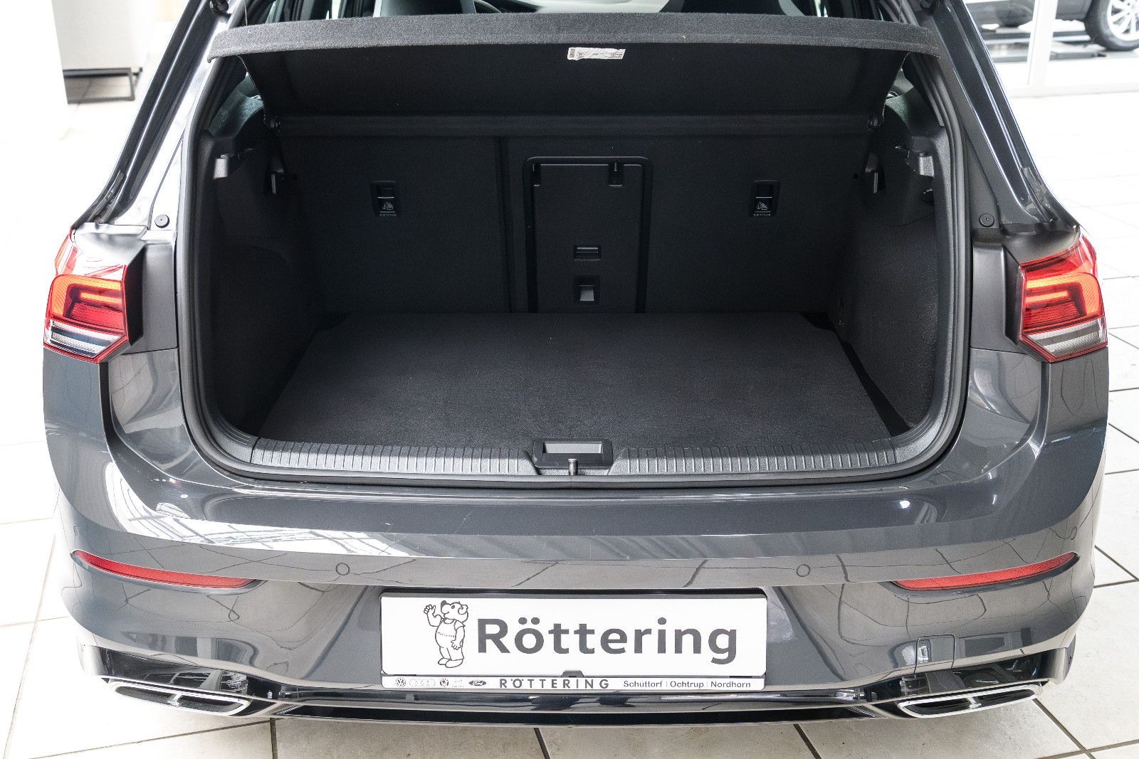 Fahrzeugabbildung Volkswagen Golf VIII R-Line +Led +Keyless+We Connect Plus