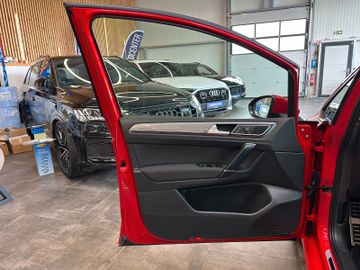 Volkswagen Golf  VII Allstar *LED*Navi*Kamera*AHK Schwenkb*