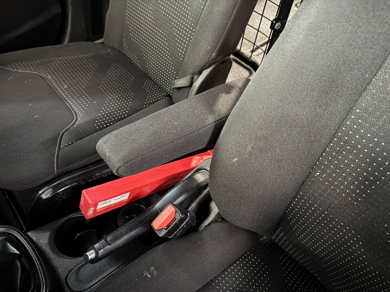 Fahrzeugabbildung Ford Tourneo Courier 1.5 TDCI TREND SERVICE & TÜV NEU