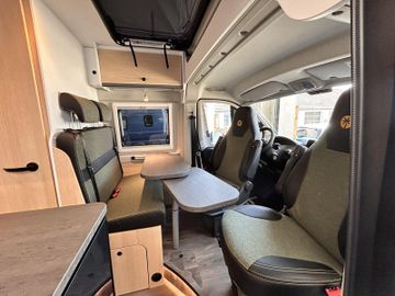 Sunlight Adventure Cliff 540 RT 17 DELTA NAVI Dieselhzg.
