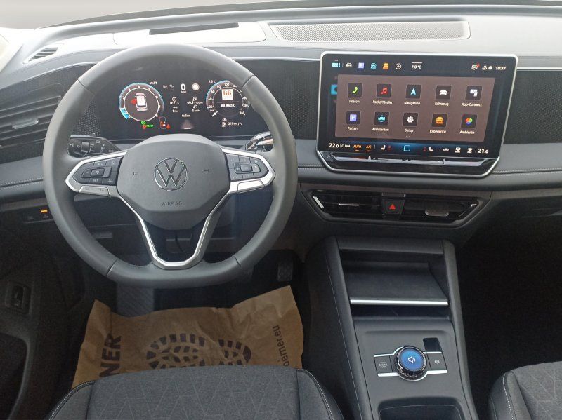Fahrzeugansicht 10 Fahrzeugabbildung Volkswagen Tiguan 1.5 eTSI Life DSG AHK+ACC+NAVI+LED+PANO-