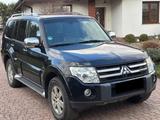 Mitsubishi Pajero 3,2 DI-D Edition 25 Automatik - gebrauchte Mitsubishi Pajero aus dem Jahr 2008