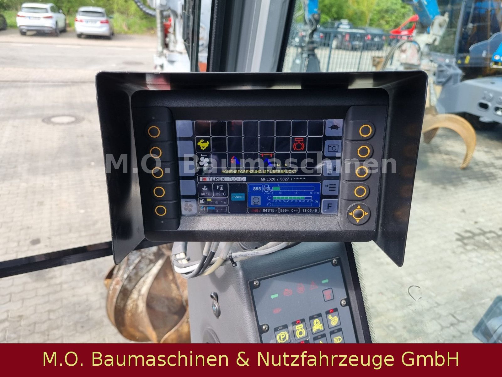 Fahrzeugabbildung Terex Fuchs MHL 320 / AC /  Polypgreifer