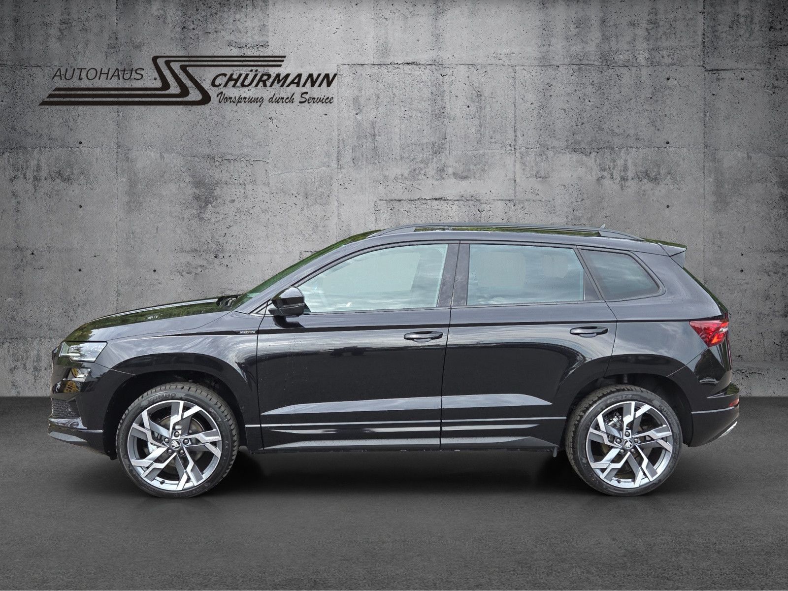 Karoq Sportline 1.5 TSI ACT DSG Pano RFK AHK
