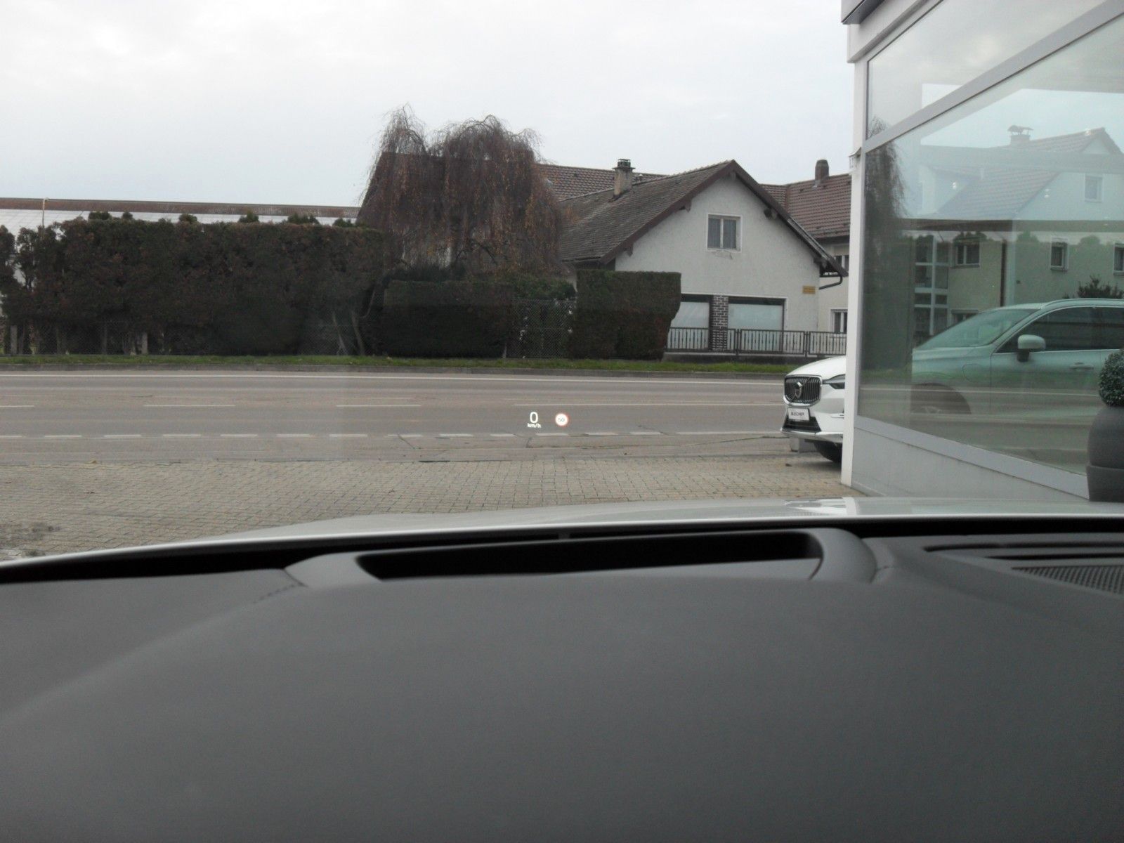 Fahrzeugabbildung Volvo V60 T8 R Design | AWD