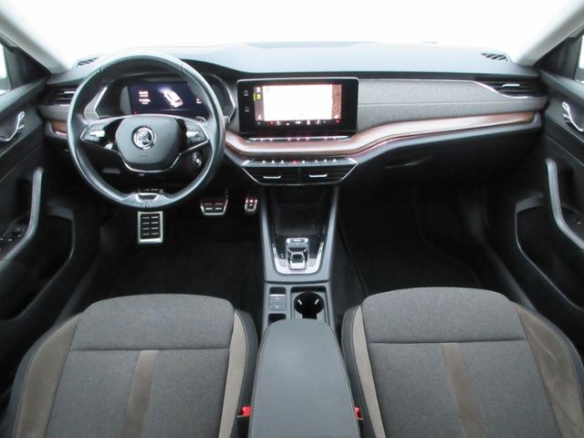 Octavia 2.0 TDI 4x4 DSG Scout AHK/MATRIX/18-ZOLL