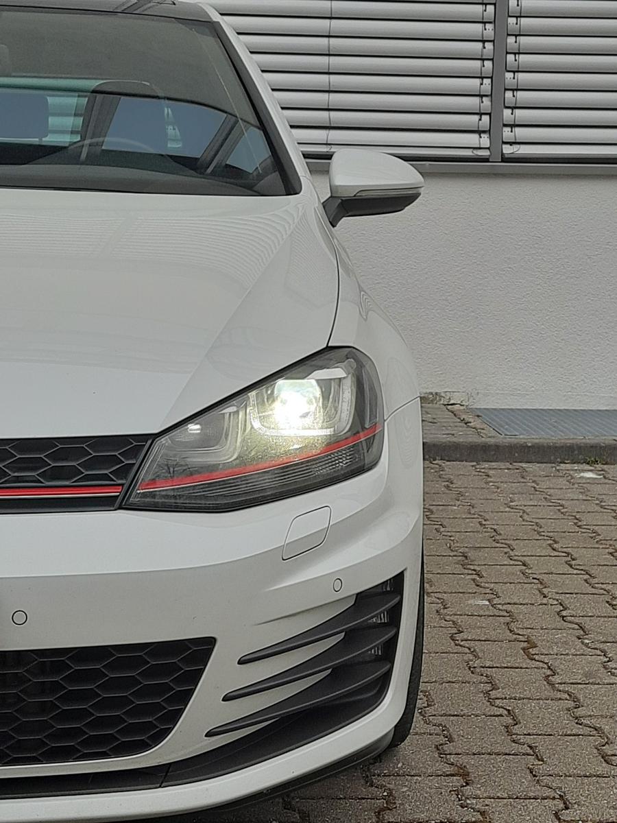 Volkswagen Golf VII GTI/Bi-Xen/Pano/Kam/DynAud/DCC/StdH