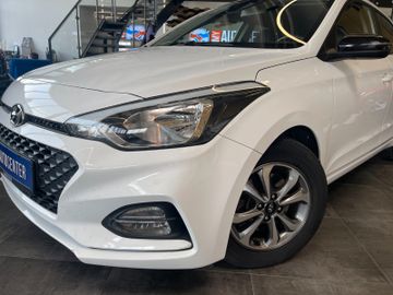 Hyundai i20 YES! *SPURASSIST*APPLE&ANDROID*KAMERA*LK.HZ